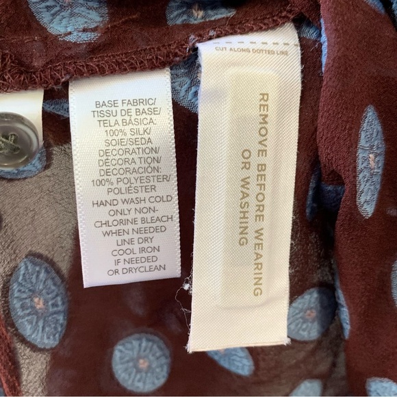Loft sheer silk split‎ neck burgundy blue dot long sleeve blouse. Size M - Picture 10 of 11